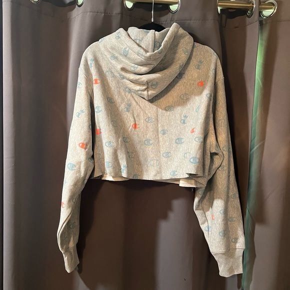 NWOT Champion Cropped Hoodie - Picture 2 of 5
